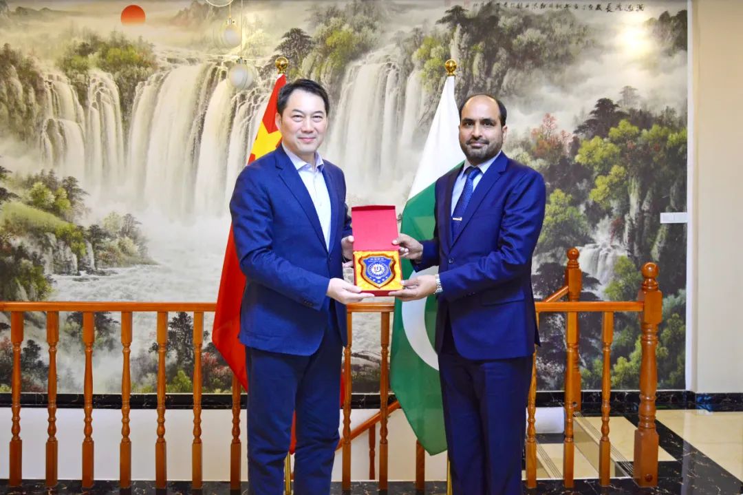 【集團(tuán)動(dòng)態(tài)】巴基斯坦駐華武官穆斯塔法準(zhǔn)將到訪華盾集團(tuán)